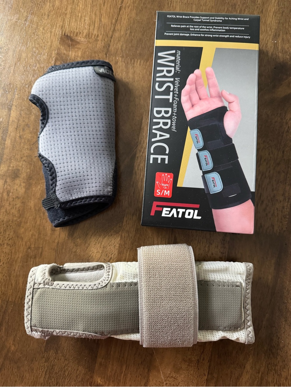 Wrist Brace Lot of 3 (S/M) - Right Handed and Duel Hand Includes Ace, Mueller